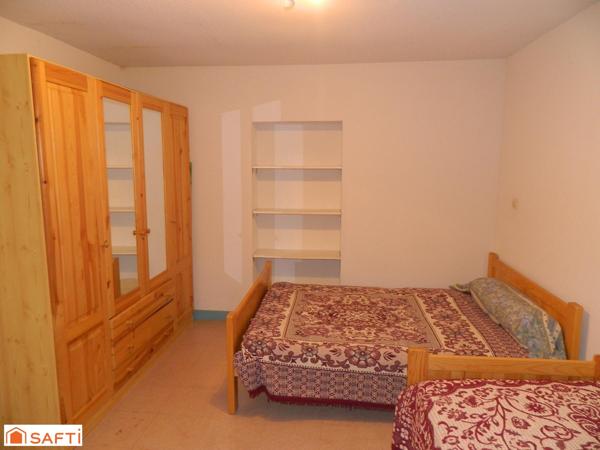 Maison de village 104m², garage parking + T1 loué