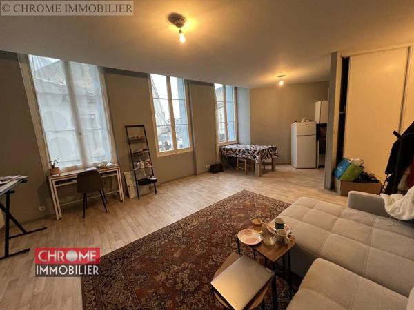Vente                                                      Immeuble
                        
                                         417 m2                     à Marmande