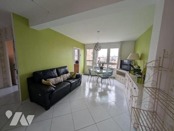 APPARTEMENT A VENDRE SAINT POL SUR MER 59 ! EXCLUSIVITE !!! Situé au 4 et dernier étage d'une r...