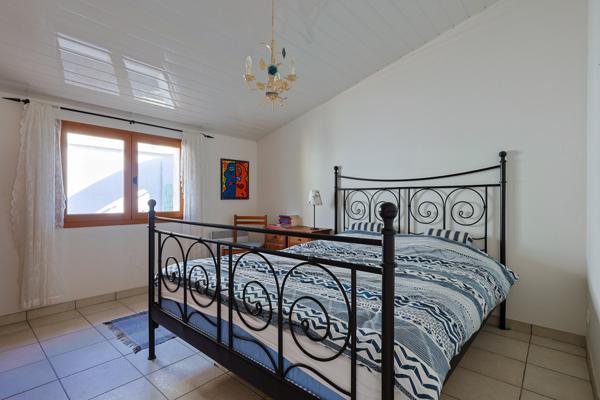 Camps-la-Source (83170) Jolie maison avec piscine, vue et chambre d'amis