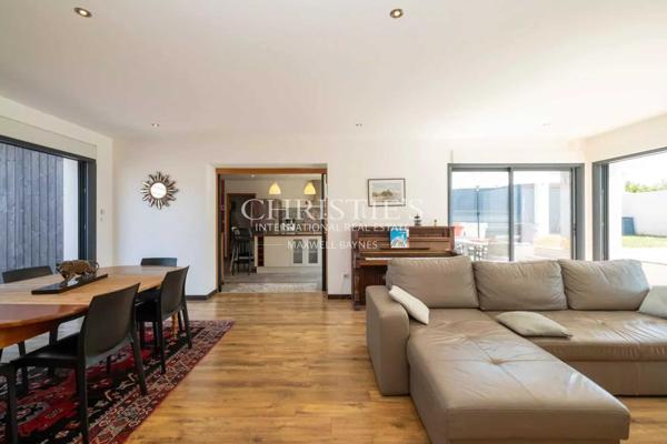 Lumineuse Maison et sa piscine à 10 min des plages de Châtelaillon