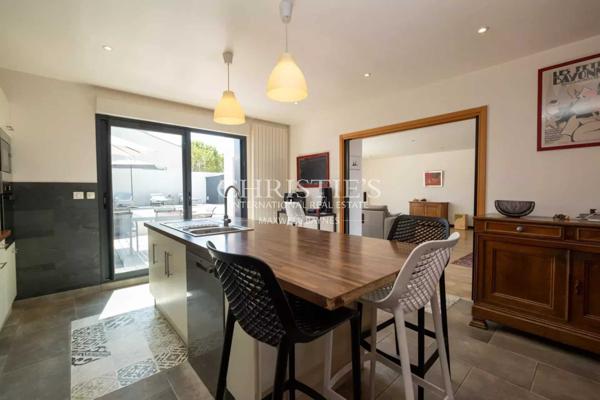 Lumineuse Maison et sa piscine à 10 min des plages de Châtelaillon