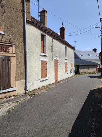 Maison et bâtiment à rénover – Dun-le-Poëlier, proche Chabris