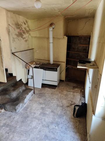 Maison et bâtiment à rénover – Dun-le-Poëlier, proche Chabris