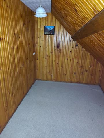 Maison et bâtiment à rénover – Dun-le-Poëlier, proche Chabris