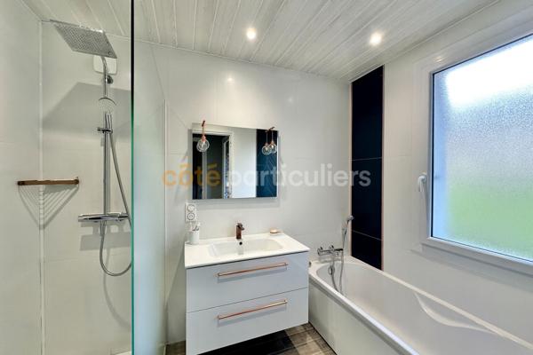 Vente Maison295 m² - 4 Pièces - ESPALY SAINT MARCEL (43000)