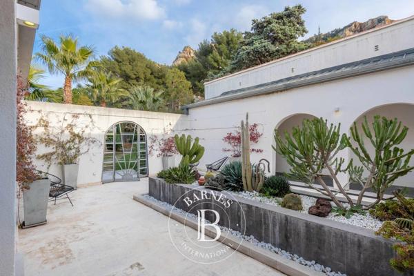 Cassis, Villa 7 Chambres -  406 m² à vendre