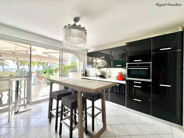 A VENDRE - T2 MEUBLÉ D’EXCEPTION VUE LAGON – SAINT-FRANÇOIS