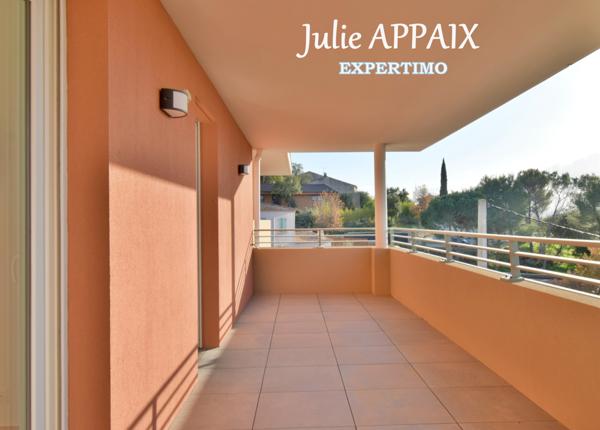 Fréjus (83600) Fréjus, Appartement 4 pièces au dernier étage avec 52,90M² de terrasse, box fermé et place de parking privativ