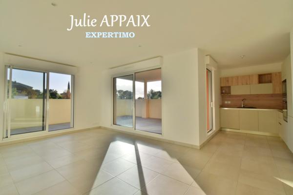 Fréjus (83600) Fréjus, Appartement 4 pièces au dernier étage avec 52,90M² de terrasse, box fermé et place de parking privativ
