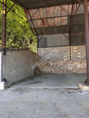 Hangar situé à EPERNON proche gare idéal camping-car
