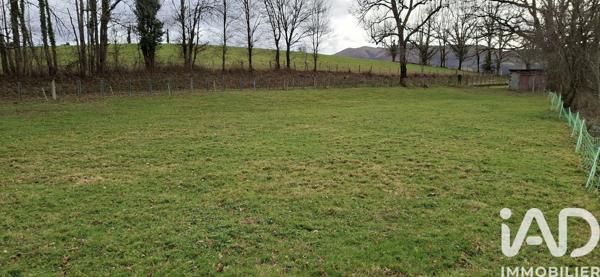 Terrain à vendre 1 630 m² Saint-Jean-le-Vieux