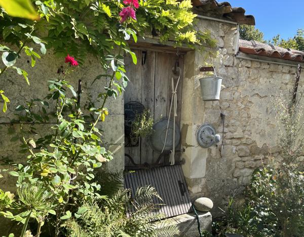 Maison
         4 pièces
        - 93 m² 242 500 € *