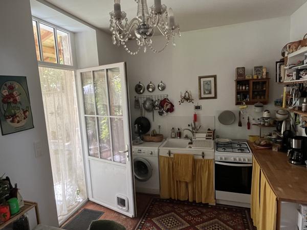 Maison
         4 pièces
        - 93 m² 242 500 € *