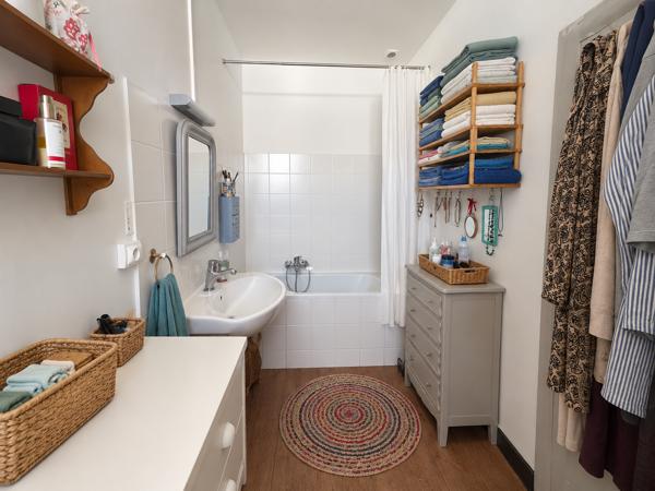 Maison
         4 pièces
        - 93 m² 242 500 € *