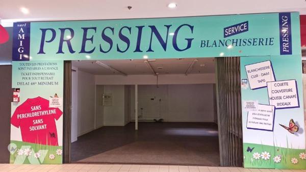 LOCAL COMMERCIAL GALERIE DU GEANT