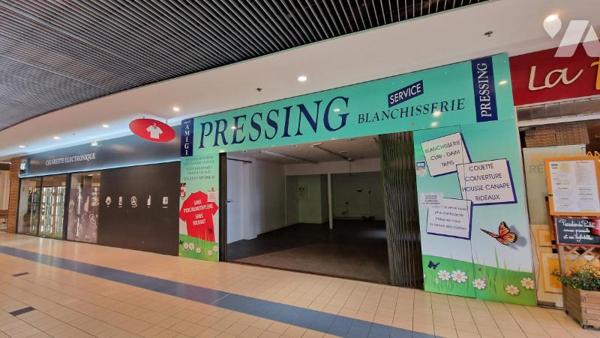 LOCAL COMMERCIAL GALERIE DU GEANT