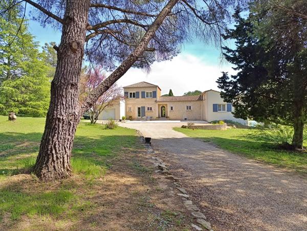 Maison 5 pièces - 210 m² Bien prestige