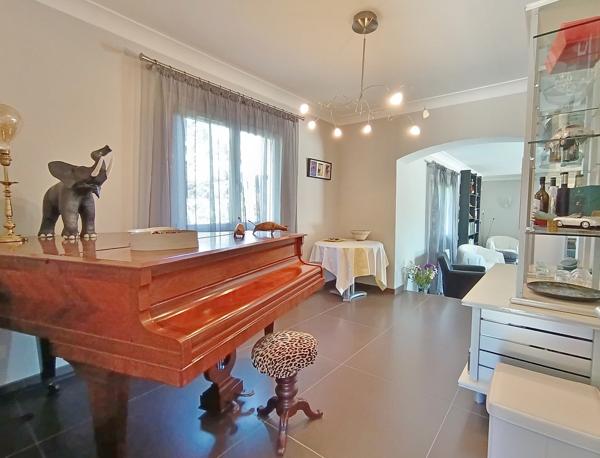 Maison 5 pièces - 210 m² Bien prestige