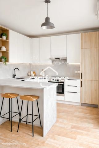 3 pièces en rez-de-jardin – 140 m² de jardin plein sud – Box & parking