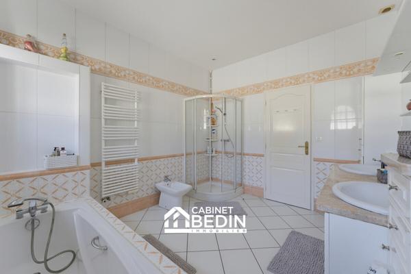 Vente Maison 6 pieces Villenave D Ornon 5 chambres