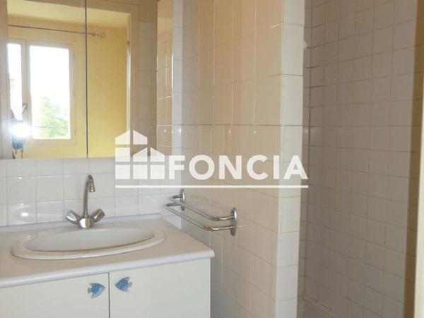 Location Appartement 2 pièces 33.62 m² - 7 RUE ROBERT MONTBOBIER Clermont-ferrand 63100