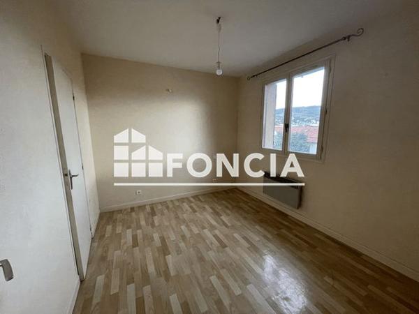 Location Appartement 2 pièces 33.62 m² - 7 RUE ROBERT MONTBOBIER Clermont-ferrand 63100