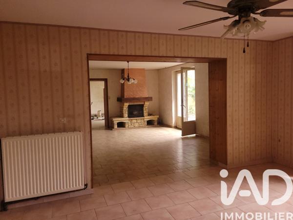 Maison à vendre 7 pièces 177 m² Saint-Aubin-le-Dépeint