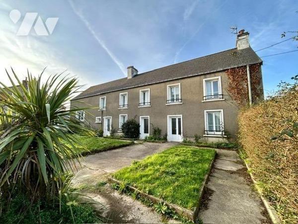 Pour investisseurs! ensemble de deux maisons + un hangar