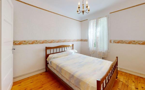 Maison à vendre    7 pièces •  Loriol-sur-Drôme