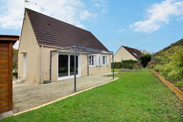EPERNON, Pavillon 3 chambres sur sous-sol total avec jardin