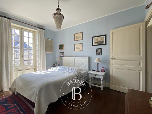 Blois, Maison de ville 4 Chambres -  178 m² à vendre