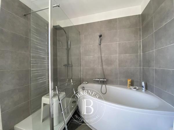 Blois, Maison de ville 4 Chambres -  178 m² à vendre