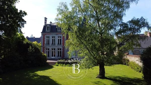 Condé-en-Normandie, Maison de ville 7 Chambres  à vendre