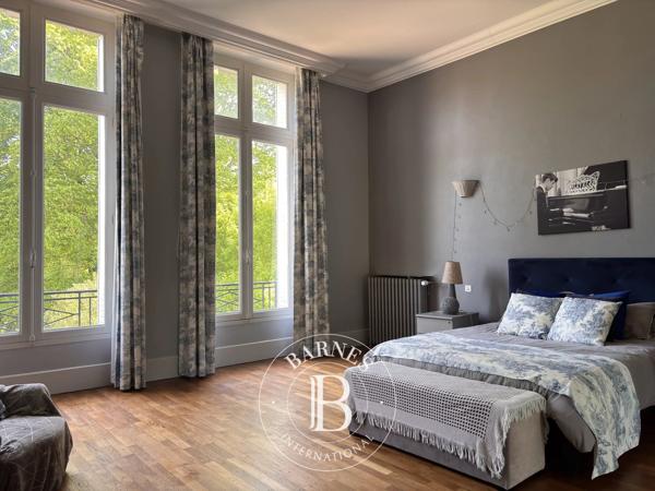 Condé-en-Normandie, Maison de ville 7 Chambres  à vendre