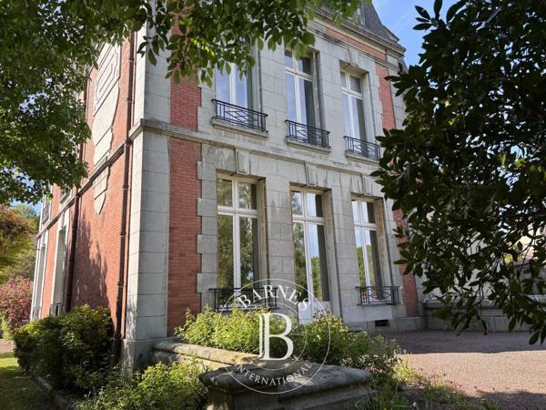 Condé-en-Normandie, Maison de ville 7 Chambres  à vendre