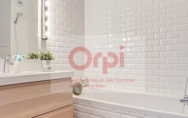 Appartement à vendre    4 pièces • 98,32 m2 Issy-les-Moulineaux
