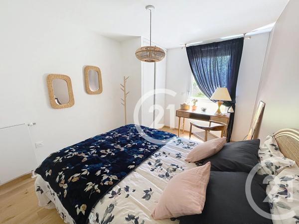 Appartement F4 à vendre  4 pièces - 76 m 2   CAEN  - 14