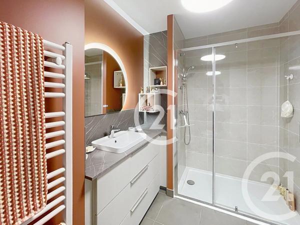 Appartement F4 à vendre  4 pièces - 76 m 2   CAEN  - 14