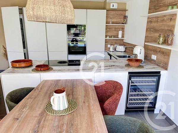 Appartement F4 à vendre  4 pièces - 76 m 2   CAEN  - 14