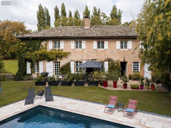 Maison restaurée à vendre à Charnay-lès-Mâcon en Saône-et-Loire (71850), ref : 13779/975