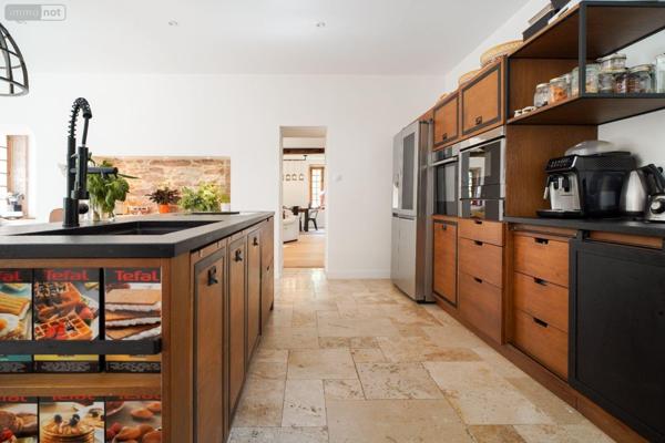 Maison restaurée à vendre à Charnay-lès-Mâcon en Saône-et-Loire (71850), ref : 13779/975