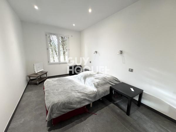 MAISON À LOUER DE 5 PIÈCES DE 164,50 M²