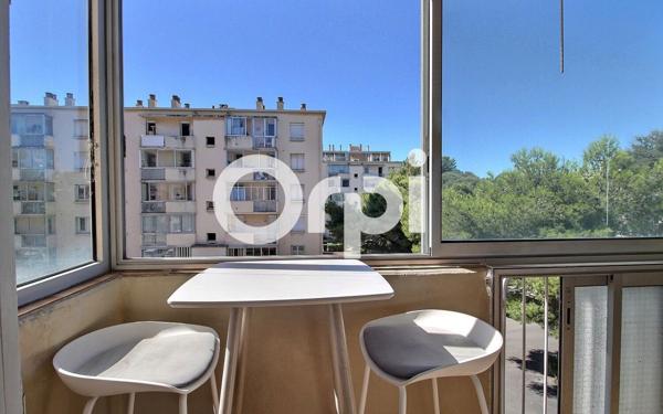 Appartement à vendre    3 pièces • 57 m2 Marseille 10