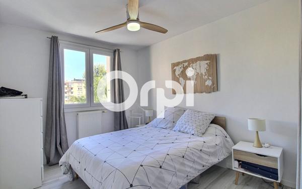 Appartement à vendre    3 pièces • 57 m2 Marseille 10