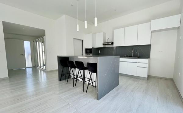 Brissac-Quincé - maison récente avec 4 chambres - jardin et garage à seulement 23 minutes de la Gare d'Angers