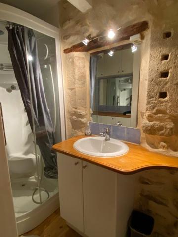 Maison à vendre    6 pièces • 140 m2 Cruis