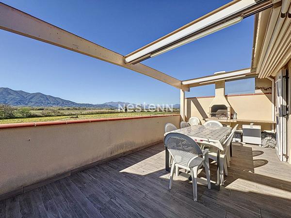 Nouveaute sur le marche villa recente en 3 faces avec superbe vue degagee.