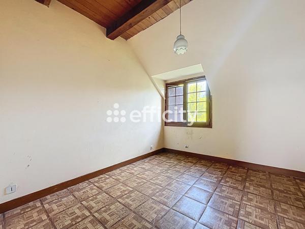 Maison 10 pièces - 165 m²