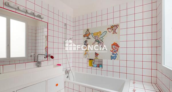 À vendre Appartement 5 pièces 145.05 m² - Paris 75010